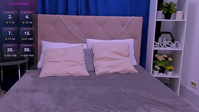 Janie JJ Curvie online show from February 9, 2026, 12:58 am