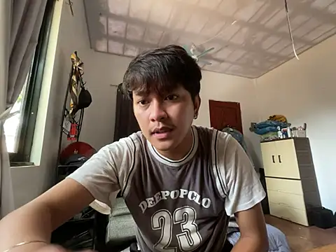 Hotgabbyxxx online show from April 26, 2026, 5:49 am