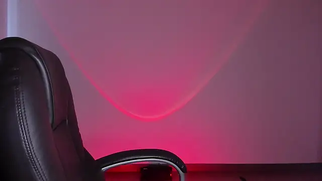 HazelKush online show from September 25, 2025, 4:54 pm