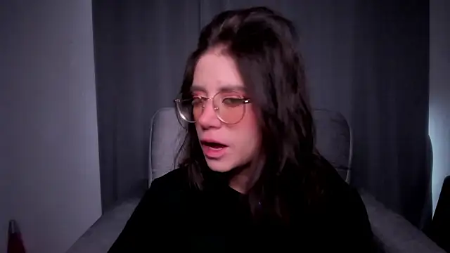 HazelKush online show from February 6, 2026, 9:18 pm