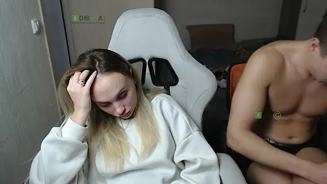 Sunny-Girl1 online show from February 15, 2025, 1:16 pm