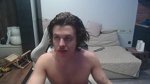 Sunny-Girl1 online show from April 12, 2026, 6:13 pm