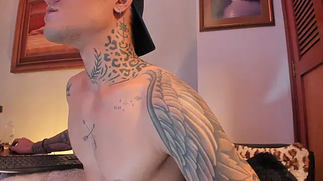 ImDominike online show from February 25, 2025, 12:34 pm