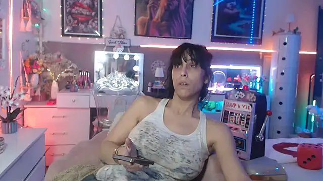 misscectito13 online show from March 8, 2025, 5:54 pm