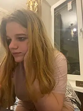 -MimmiLissa- online show from September 20, 2025, 7:15 pm