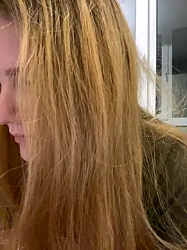 -MimmiLissa- online show from October 3, 2025, 5:32 pm