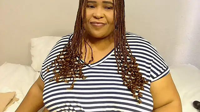 zandile online show from September 30, 2025, 1:05 pm