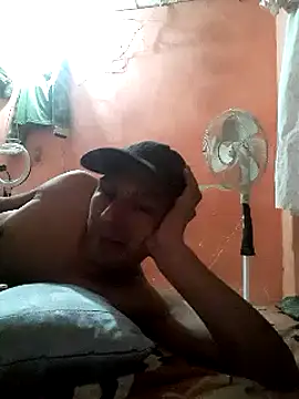 Snapshot of Sirius_5 chatting on January 3, 2025, 12:22 am Sirius 5 online show from January 3, 2025, 12:22 am