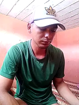 Snapshot of Sirius_5 chatting on October 14, 2025, 5:03 pm Sirius 5 online show from October 14, 2025, 5:03 pm