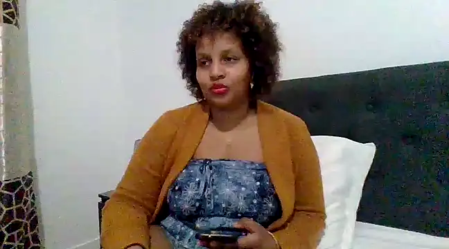 Snapshot of Nathyjess195 chatting on January 29, 2025, 10:16 am Nathyjess195 online show from January 29, 2025, 10:16 am