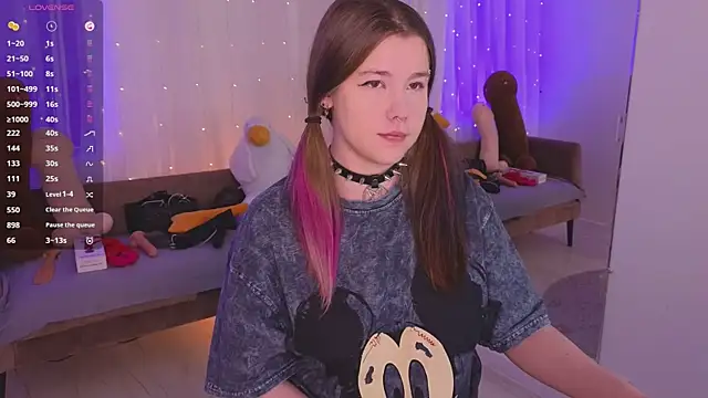 Mira Falls online show from March 21, 2026, 5:56 am