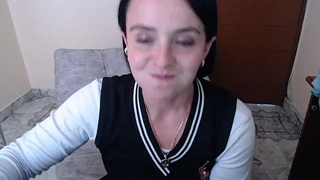Snapshot of antara_hotgirl chatting on April 18, 2026, 8:09 pm antara hotgirl online show from April 18, 2026, 8:09 pm