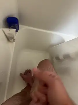 Snapshot of Ethanstone18 chatting on October 8, 2025, 1:20 pm Ethanstone18 online show from October 8, 2025, 1:20 pm