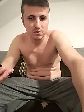 MrNoBoDy000 online show from April 15, 2026, 9:26 pm