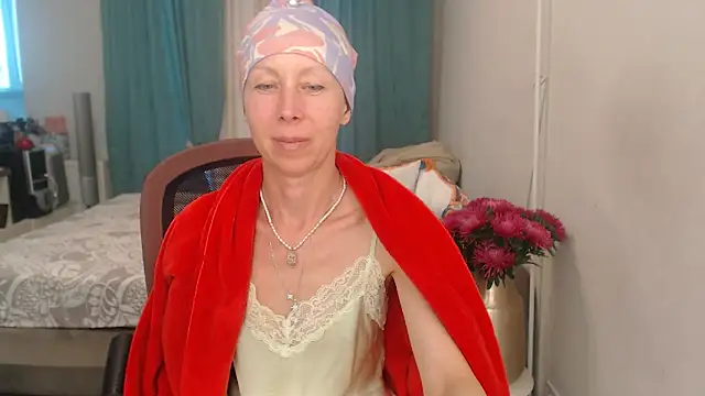 LuxuryNika online show from July 28, 2026, 6:20 pm