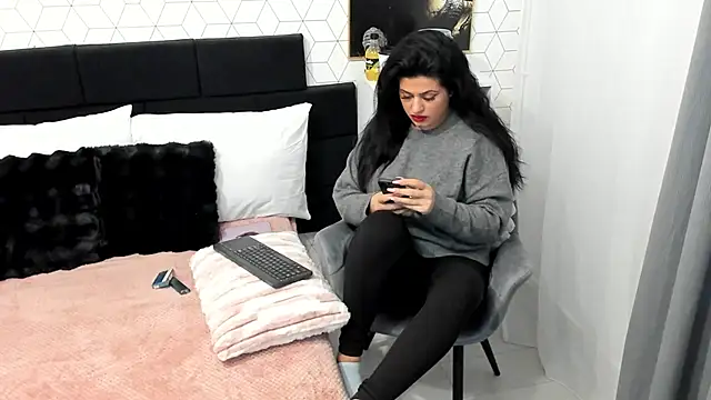 Snapshot of Heidix chatting on February 17, 2025, 4:42 am Heidix online show from February 17, 2025, 4:42 am