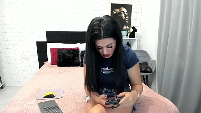 Heidix online show from July 22, 2026, 3:20 am