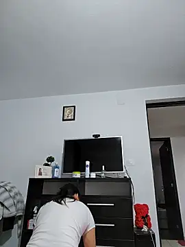 Snapshot of IsabelleCraft chatting on November 28, 2025, 10:07 am IsabelleCraft online show from November 28, 2025, 10:07 am