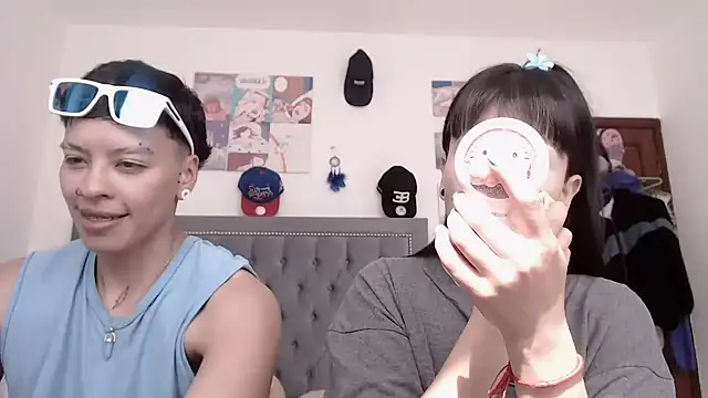 dulce maria x online show from January 18, 2025, 7:26 pm