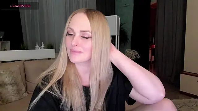 Libby Nora online show from February 5, 2025, 3:52 pm