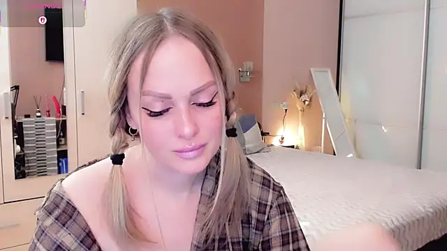 Libby Nora online show from April 8, 2026, 9:53 am