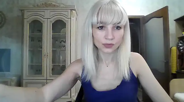 Snapshot of BarbaraKim chatting on December 20, 2024, 2:27 pm BarbaraKim online show from December 20, 2024, 2:27 pm