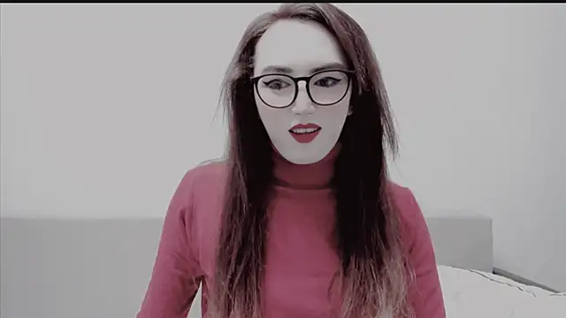 Snapshot of MinniMaksy chatting on February 14, 2025, 9:56 am MinniMaksy online show from February 14, 2025, 9:56 am