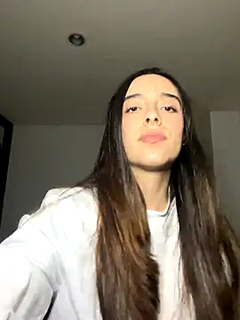 swrennn19 online show from October 25, 2025, 12:18 am