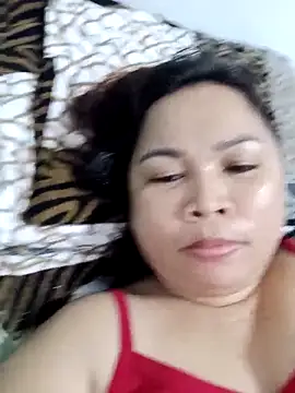 XXLorie 02 online show from February 27, 2025, 12:56 pm