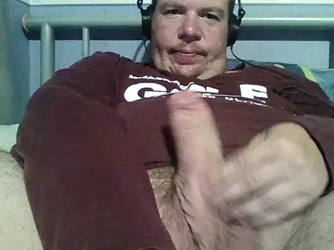 thickdick12331 online show from October 8, 2025, 7:22 pm