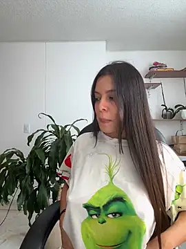 kamivolkano online show from December 5, 2024, 5:17 pm