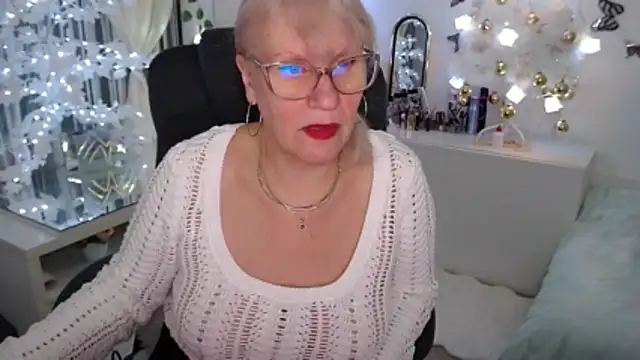 Ghertrude52 online show from December 22, 2025, 4:09 am