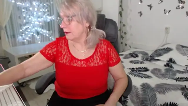 Ghertrude52 online show from March 22, 2026, 5:33 am