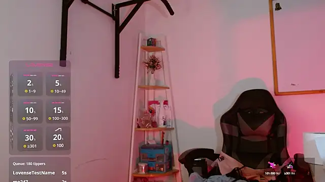 karlavittar online show from March 8, 2025, 2:55 am