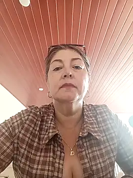 emma tour online show from September 28, 2025, 6:02 pm