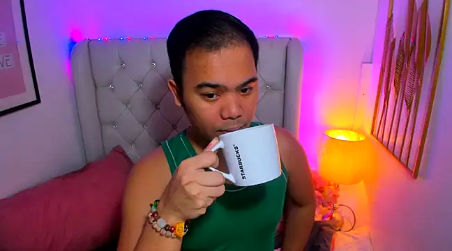 AsianZero online show from February 1, 2025, 5:05 pm