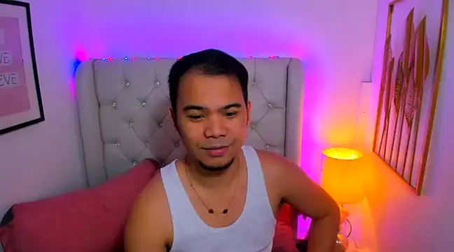 AsianZero online show from February 2, 2025, 5:04 pm