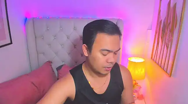 AsianZero online show from March 5, 2025, 5:18 pm