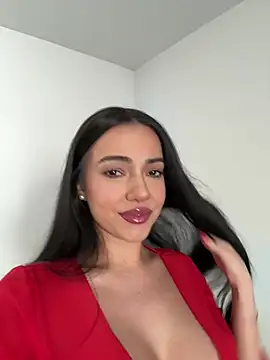 Snapshot of Rileysim88 chatting on February 3, 2025, 8:35 am Rileysim88 online show from February 3, 2025, 8:35 am