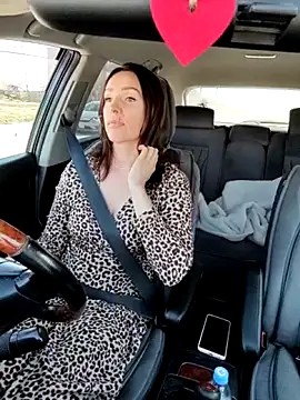 EvaXOAir online show from April 2, 2026, 8:23 am