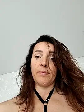 EvaXOAir online show from July 6, 2026, 4:31 am