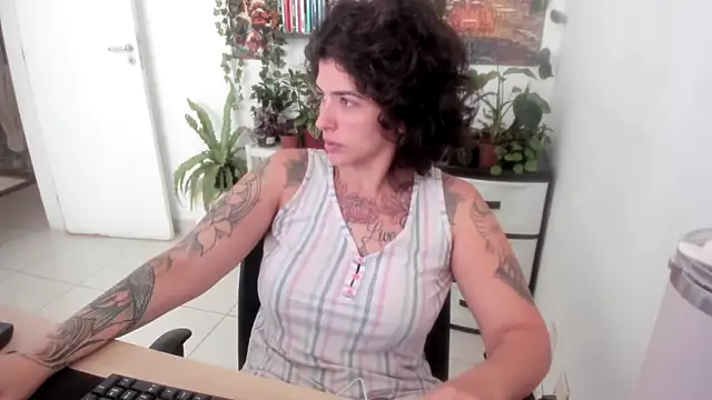 TaliMajesty online show from October 3, 2025, 10:23 am