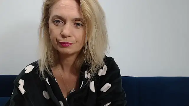 MysticCreature online show from September 11, 2025, 4:34 am