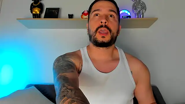 camilo restrepo21 online show from February 14, 2025, 3:00 am