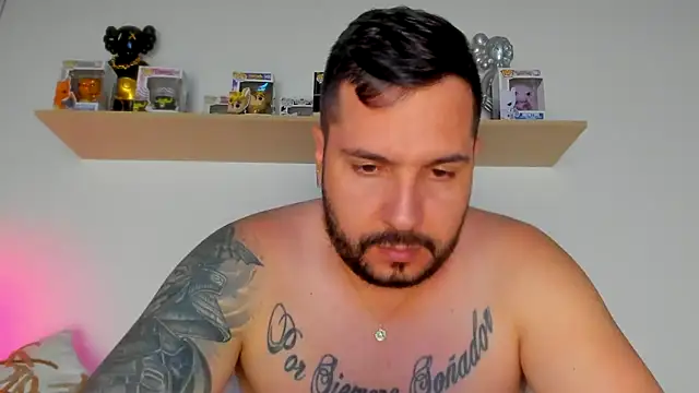 camilo restrepo21 online show from January 7, 2026, 1:19 am