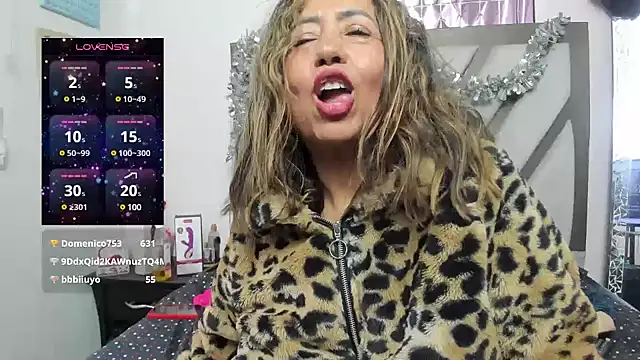 Snapshot of matureluna chatting on February 19, 2025, 10:42 pm matureluna online show from February 19, 2025, 10:42 pm