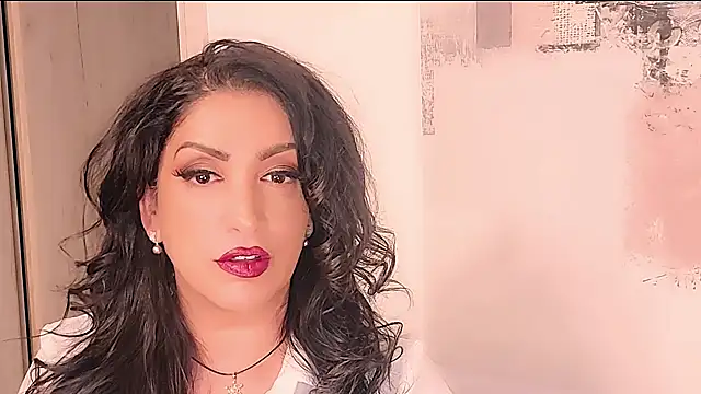 Wonderful Woman online show from July 13, 2026, 8:11 pm