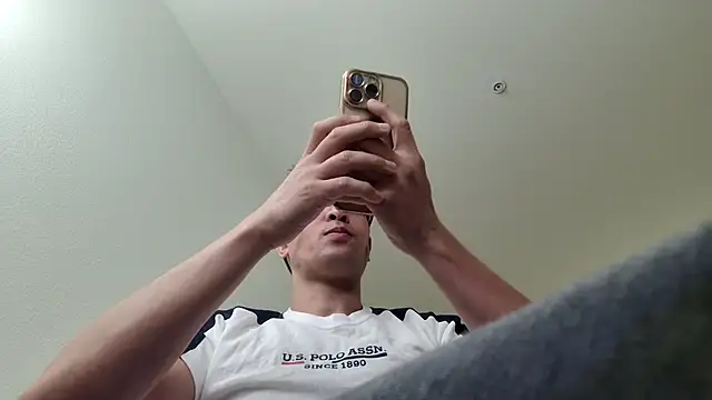 Snapshot of SebastianReiss chatting on July 19, 2026, 5:11 am SebastianReiss online show from July 19, 2026, 5:11 am