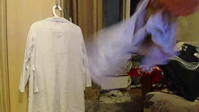 Snapshot of larawet chatting on December 1, 2024, 7:36 pm larawet online show from December 1, 2024, 7:36 pm