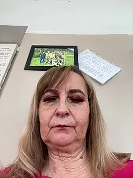 Irina2909xh online show from March 11, 2026, 10:10 am